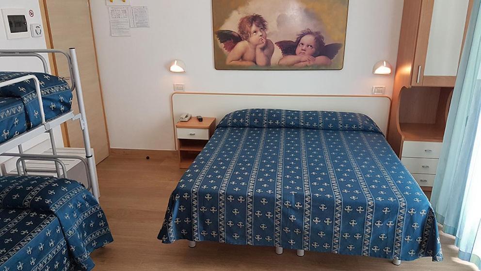 Hotel Sorriso - Molto Piu Di Una Stella Річчоне Екстер'єр фото