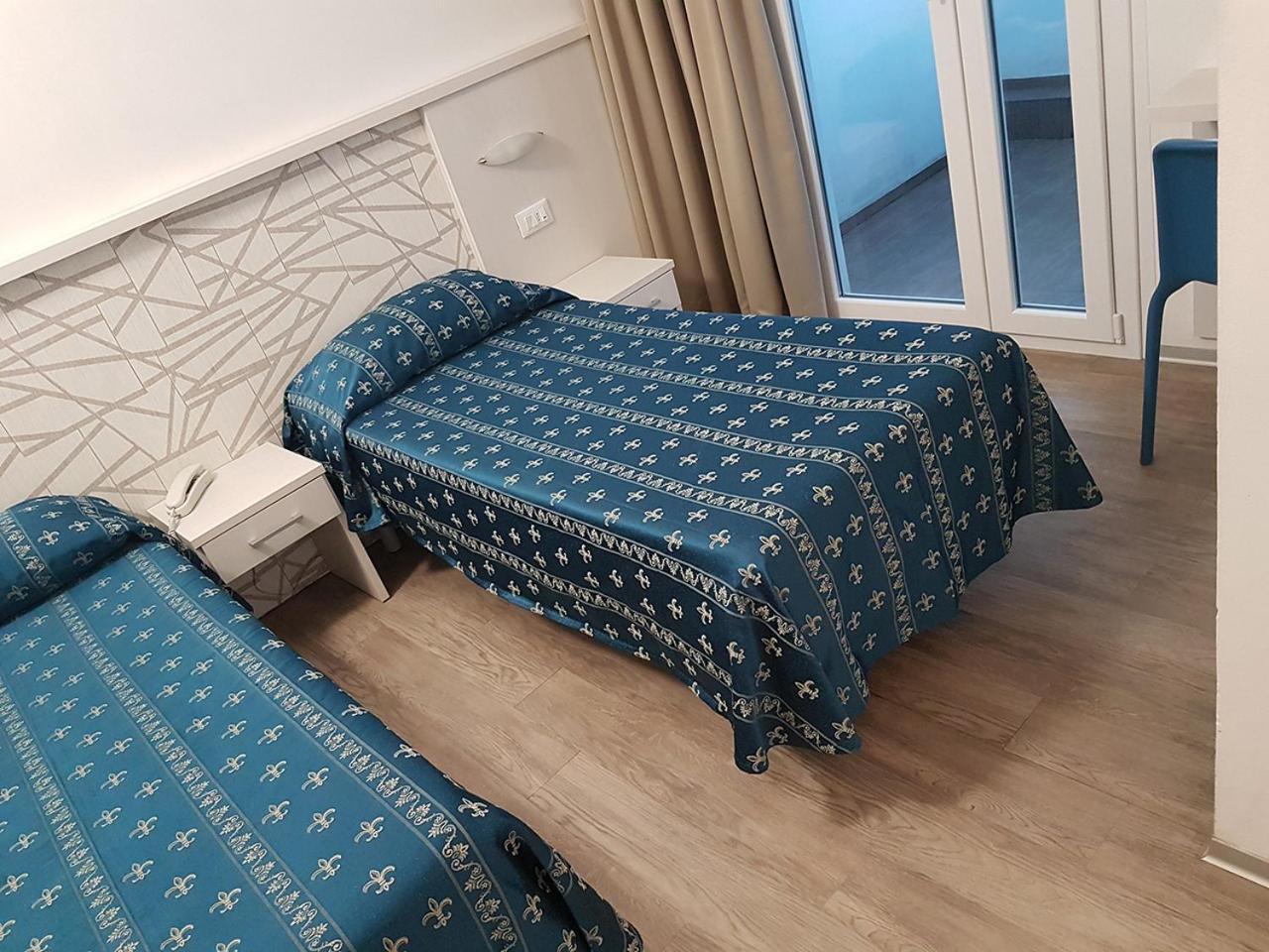 Hotel Sorriso - Molto Piu Di Una Stella Річчоне Екстер'єр фото